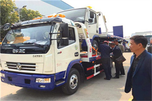 晋中汽车道路救援拖车价格